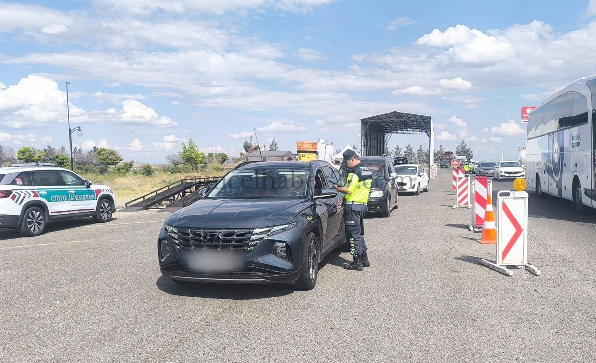 JANDARMADAN ŞOK YOL KONTROL UYGULAMASI