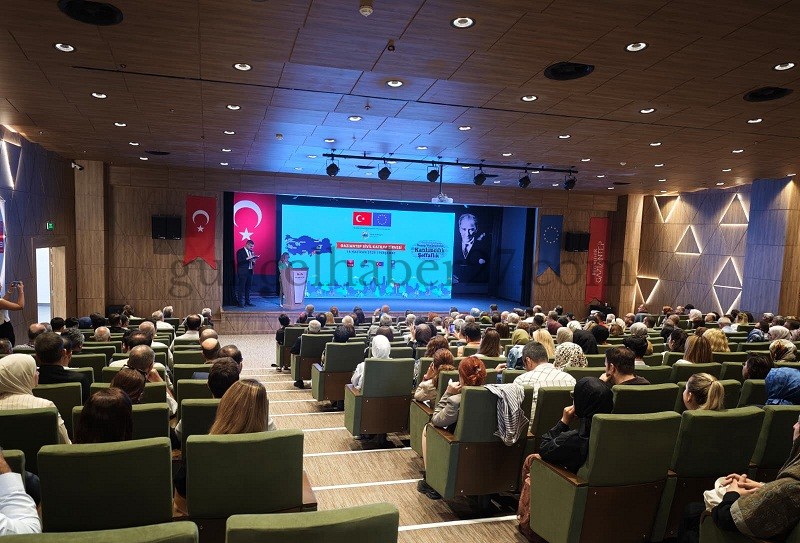 GAZİANTEP’TE SİVİL KATILIM ZİRVESİ DÜZENLENDİ