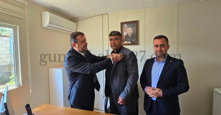 CHP’Lİ MECLİS ÜYESİ AK PARTİ’YE KATILDI