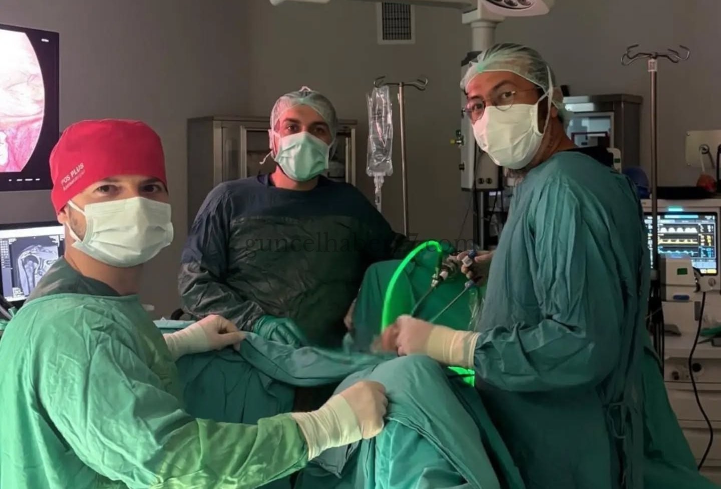 HASSA’DA BİR İLK: LAPAROSKOPİK AMELİYAT BAŞARIYLA GERÇEKLEŞTİRİLDİ