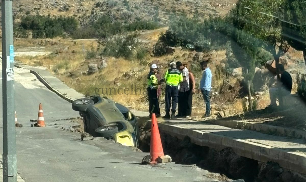 İSLAHİYE’DE OTOMOBİL ÇUKURA DÜŞTÜ