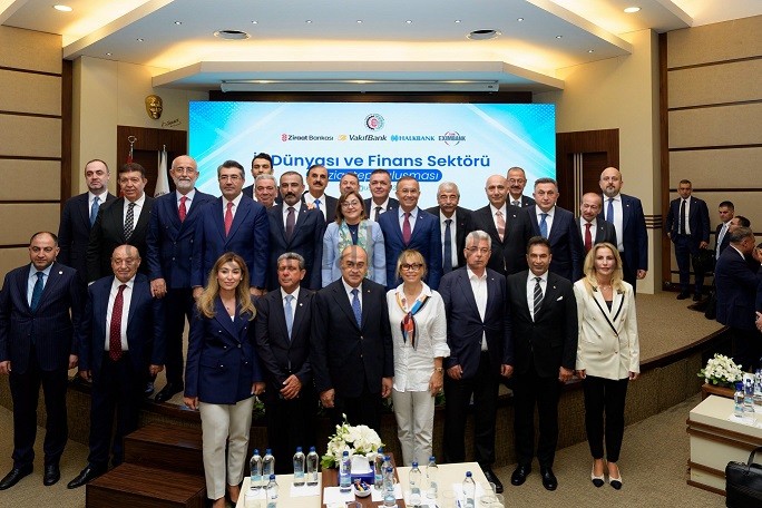 İŞ DÜNYASI VE FİNANS SEKTÖRÜ GAZİANTEP’TE BULUŞTU: TÜRKMEN DE KATILDI