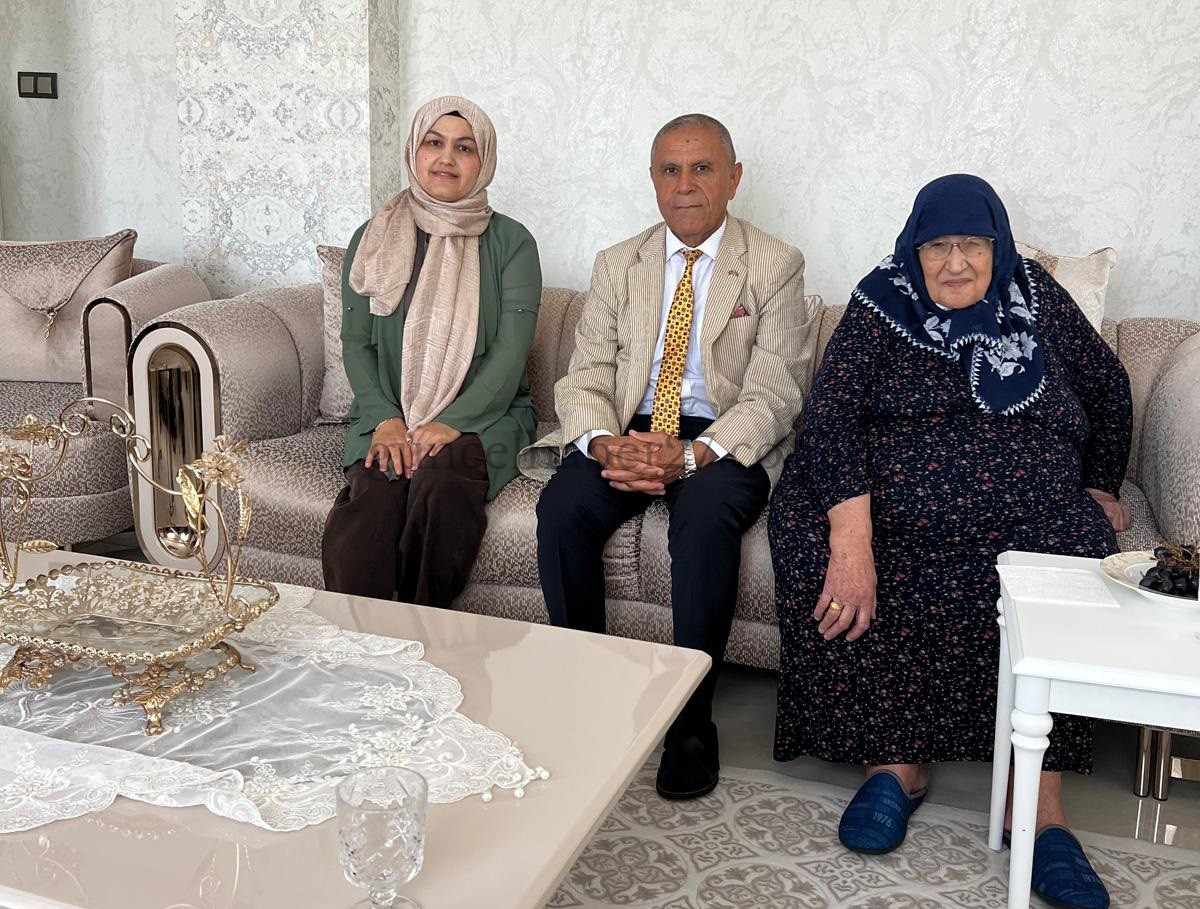 MHP İLÇE BAŞKANI KARAKUŞTAN YAŞLILARA ZİYARET
