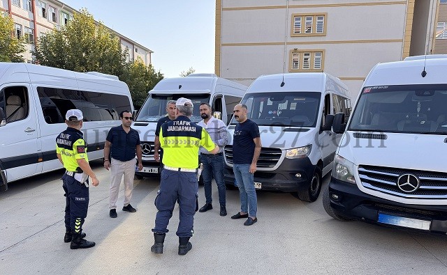 GAZİANTEP’TE JANDARMADAN OKULLARDA YOĞUN GÜVENLİK ÖNLEMİ