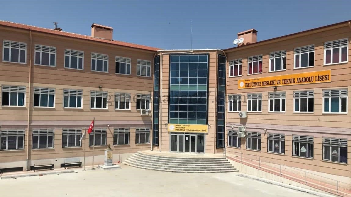 MANİSA’DA OKUL YAKININDAKİ SİLAHLI SALDIRISINDA 11 KİŞİ YARALANDI