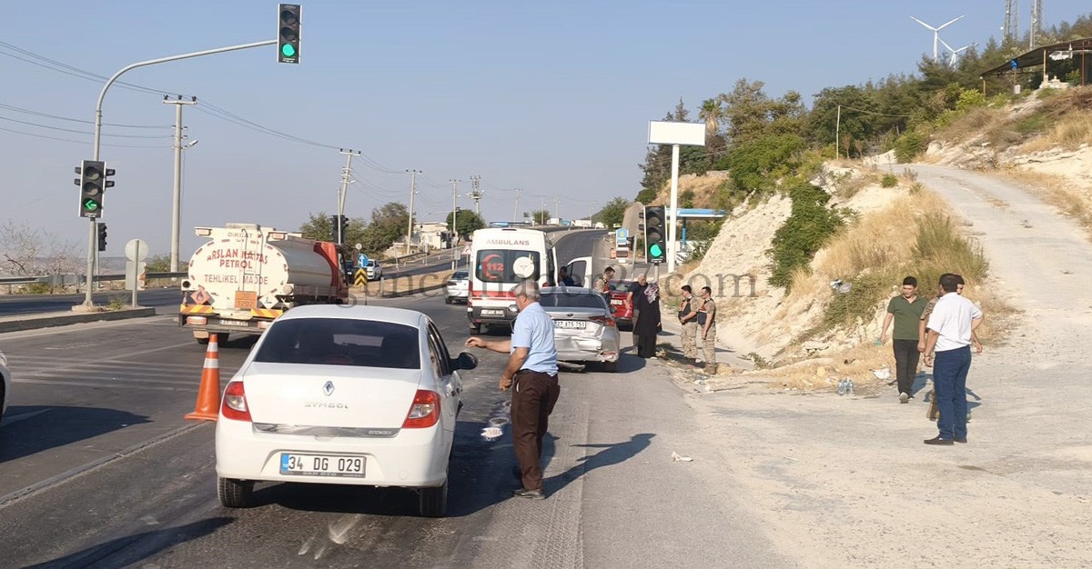 NURDAĞI’NDA IŞIKLARDA ZİNCİRLEME KAZA