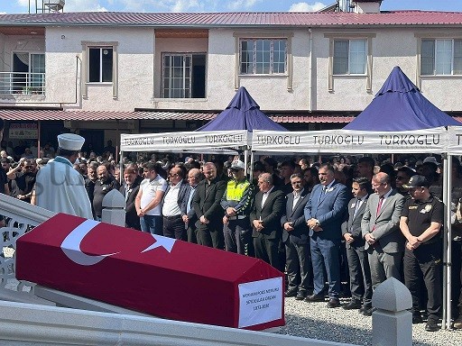 KAYMAKAM ERCİYAS, POLİS MEMURU ORÇAN’IN CENAZE TÖRENİNE KATILDI