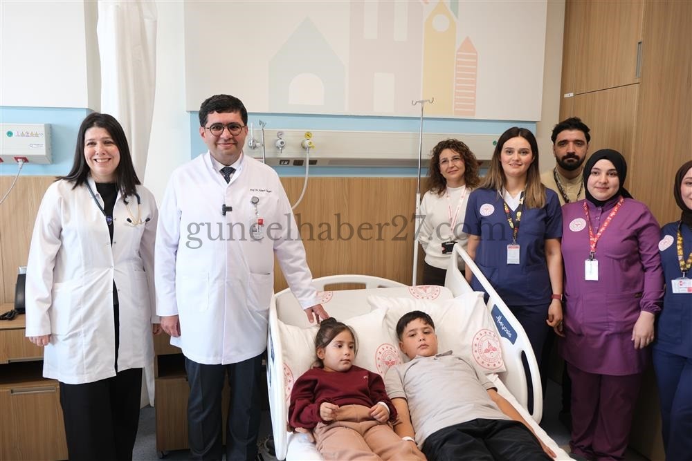 GAZİANTEP ŞEHİR HASTANESİNDE MİNİK KALPLERE BÜYÜK DOKUNUŞ