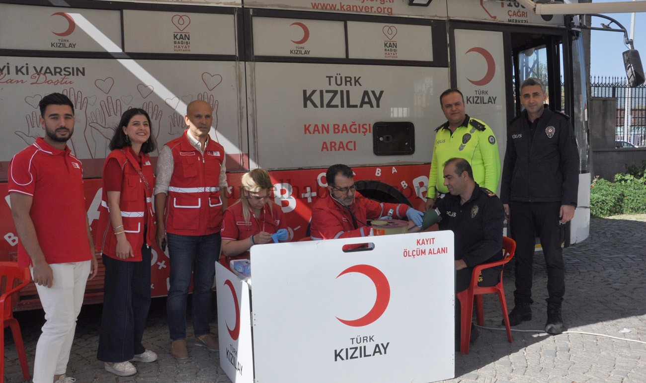 İSLAHİYE POLİSİNDEN KAN BAĞIŞINA DESTEK