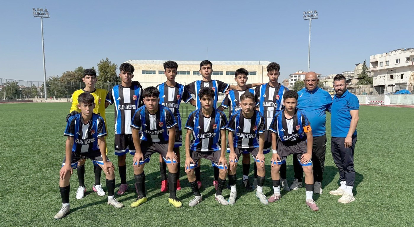 İSLAHİYE BELEDİYESPOR U17, GOL OLDU YAĞDI